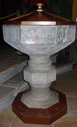 Fonte battesimale della Parrocchiale di Santa Maria degli Angeli a Manta