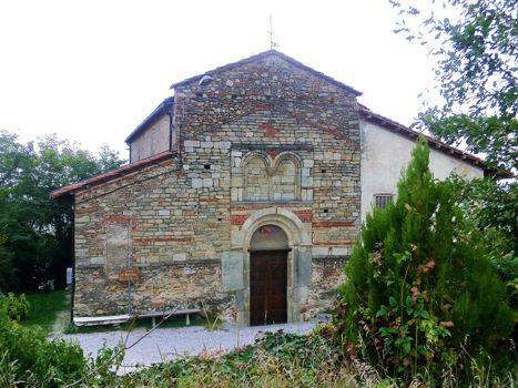 Facciata della chiesa di San Martino - Busca (CN)