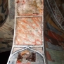 Avigliana-Chiesa di San Pietro-Cappella Maddalena, accesso dal presbiterio, sottarco --Cappella Maddalena, accesso dal presbiterio, sottarco