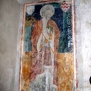 Avigliana-Chiesa di San Pietro-Angolo di controfacciata a sini del portale entrando, santo vescovo, stemmi della Rovere e Bernezzo --Angolo di controfacciata a sini del portale entrando, santo vescovo, stemmi della Rovere e Bernezzo