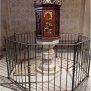 --Fonte battesimale