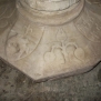 --Fonte battesimale, piede