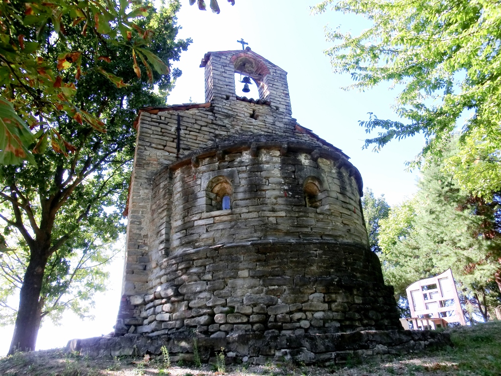 Cappella di Santo Stefano - Monforte d'Alba  Frazione Perno