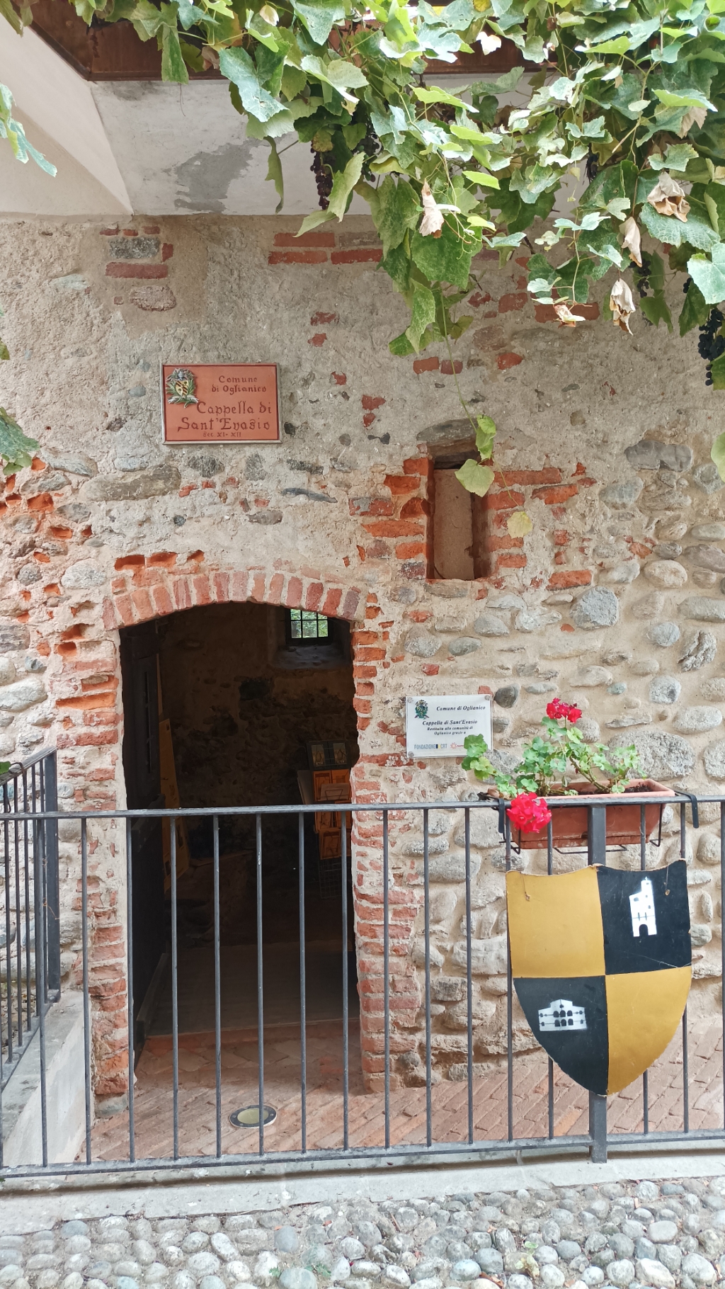 Cappella del Ricetto o di Sant'Evasio - Oglianico 