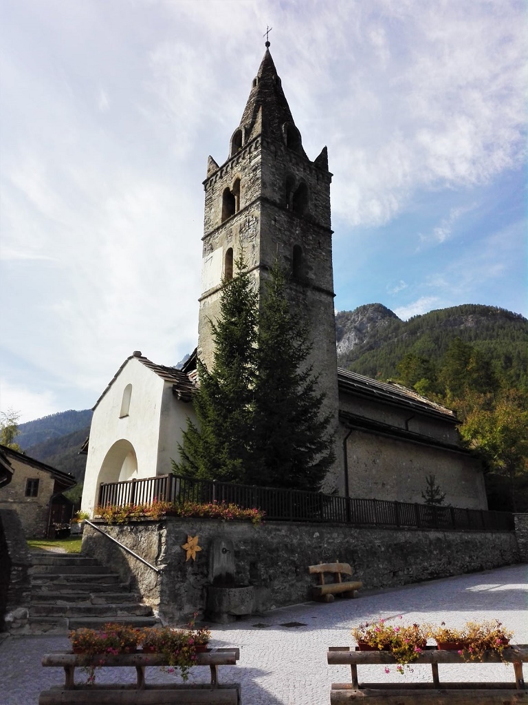 Chiesa di San Giuliano - Cesana Torinese  Frazione Fenils