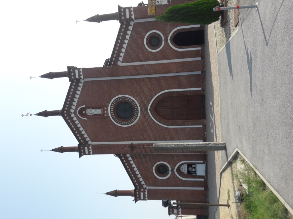 Chiesa di San Pietro - Castagnole Piemonte 
