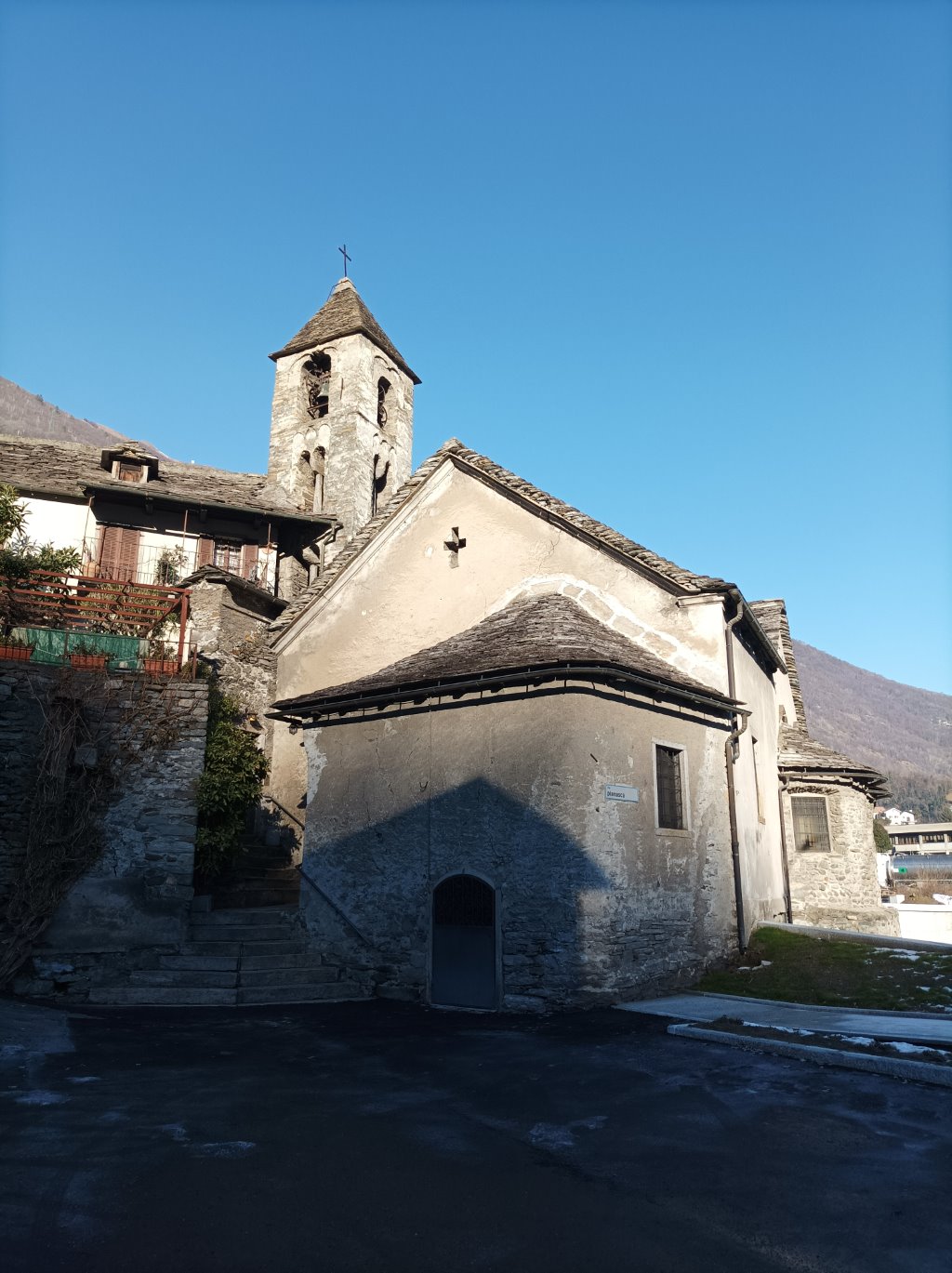Chiesa o Oratorio di Santa Maria Assunta o al Piaggio - Villadossola  Frazione Piaggio