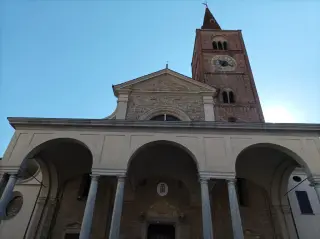 Facciata - Duomo di Santa Maria Assunta a Acqui Terme