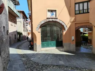 Affresco della Madonna in facciata - Cappella del Giset o Vietti a Guardabosone