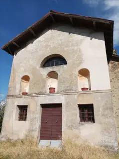 Facciata - Cappella di Santa Agata a Cremolino