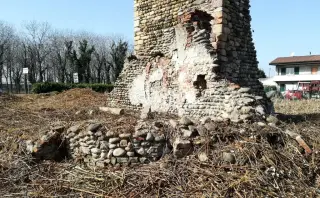Ruderi - Resti della Cappella di San Pietro a Romagnano Sesia