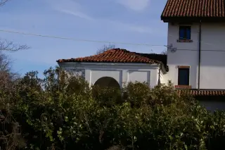 Facciata - Oratorio di San Rocco a Mandello Vitta