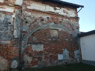 Archi temponati - Cappella del Cimitero a Marene