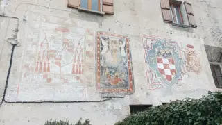 Madonna in trono - Palazzo del Vescovo a GozzanoFrazione Buccione