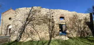 Resti della Pieve del Cauro - Chiesa di Sant'Anna e Pieve del Cauro a Montechiaro d'AcquiFrazione Piana