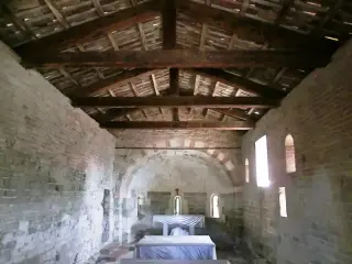 Interno - Chiesa Cimiteriale di San Pietro a Albugnano