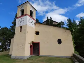 Facciata - Parrocchiale di San Michele Arcangelo a Montemale di Cuneo