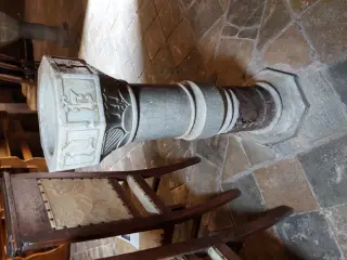 Acquasantiera degli Zabreri - Parrocchiale di San Michele Arcangelo a Montemale di Cuneo