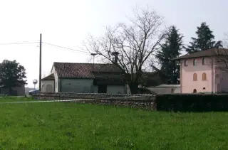 Fianco sinistro e abside - Oratorio di Sant'Eusebio a Oleggio