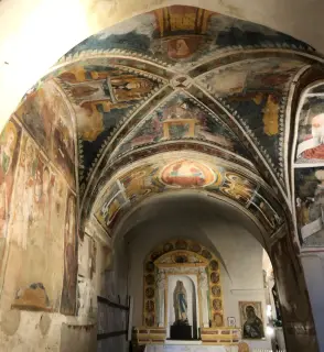 Navata sinistra - Pieve o Santuario o Chiesa della Madonna del Carmine a Prunetto