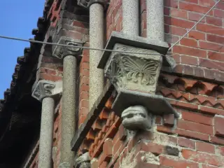 Capitello con palma - Cappella di San Vittore a Canale