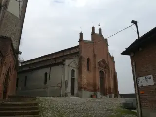 Facciata - Parrocchiale di San Salvatore a Ozzano Monferrato