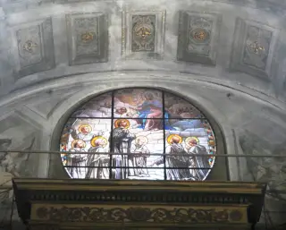 Vetrata rosone sopra ingresso - Chiesa di San Giacomo della Vittoria a Alessandria