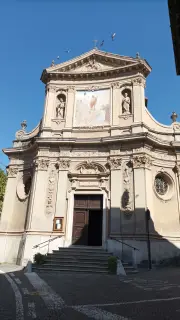 Facciata - Parrocchiale di San Giovanni Battista a Peveragno