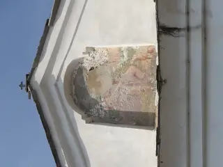 Tracce di affresco in facciata - Chiesa di San Rocco a Piscina