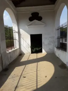 Portico - Chiesa di San Rocco a Piscina