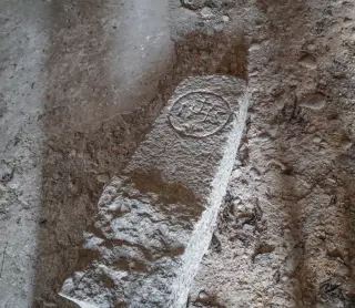 Pietra incisa - Chiesa di San Martino a Pombia