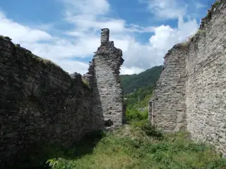 Controfacciata - Resti della chiesa di San Martino a PerreroFrazione San Martino