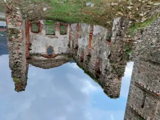Interno della chiesa diroccata - Chiesa di San Massimo a Revello