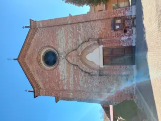 Facciata - Chiesa di San Giulio a San Damiano d'AstiFrazione San Giulio