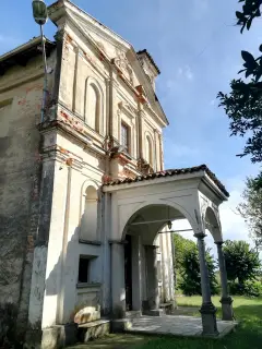 Facciata - Oratorio dell' Annunziata o Annunciazione al Boscazzo a SandiglianoFrazione Boscazzo