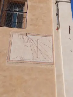 Orologio solare - Chiesa di San Bernardino a SaviglianoFrazione Suniglia