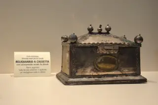 Reliquiario a cassetta XV secolo - Parrocchiale di San Brizio a Avise