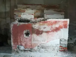 Resti dell'altare - Chiesa di San Giacomo a Settimo VittoneFrazione Montestrutto
