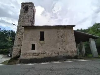 Fianco - Oratorio della Madonna della Neve a ValdilanaFrazione Soprana-Molinengo