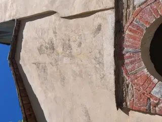 Resti affresco San Costanzo - Chiesa di San Costanzo a Vignolo