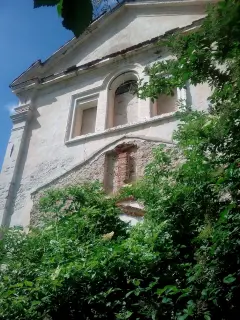 Facciata - Ex Chiesa di San Lorenzo a ViolaFrazione Castello