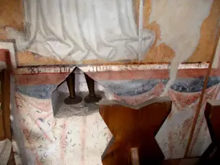 Parete di fondo, particolare - Cappella di San Bernardo di Clairvaux o delle Forche a MondovìFrazione Ferrone