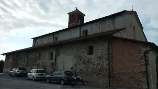 Fianco - Pieve di Santa Maria in Bredolo a MondovìFrazione Breolungi
