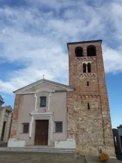 Facciata e campanile - Chiesa Cimiteriale di San Michele a LaurianoFrazione Piazzo