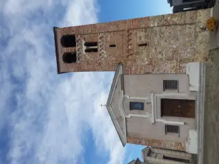 Facciata e campanile - Chiesa Cimiteriale di San Michele a LaurianoFrazione Piazzo