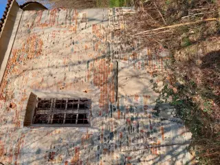 Porta tamponata - Chiesa di San Giacomo in Carpeneto a Caravino