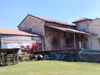 Ex facciata e fianco con archetti pensili - Ex Chiesa di San Lupo a Caltignaga