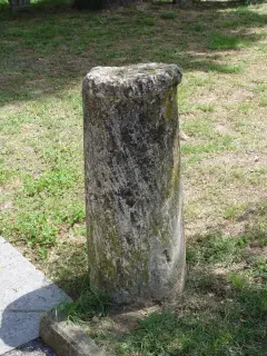 Colonna romana - Santuario dei Piloni o di San Giacomo a MontàFrazione Laione