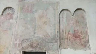 Affreschi in facciata - Chiesa di Saint-Solutor a Issogne