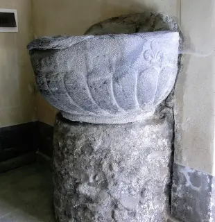 Fonte Battesimale - Cappella di San Bernardo di Mentone a OulxFrazione Constans
